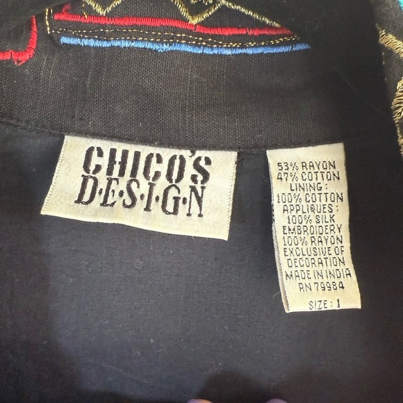 Vintage Chico’s embroidered patchwork blazer • Women’s Chico’s size 1 - Picture 2 of 7